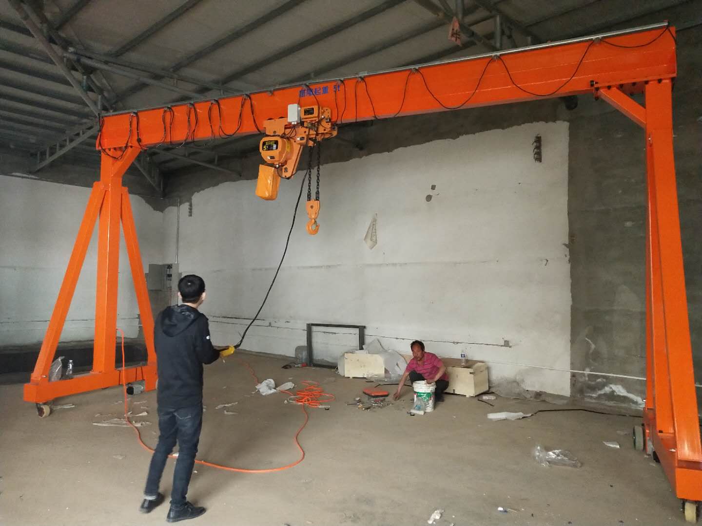 獵雕無軌電動龍門吊交付雄安新區客戶