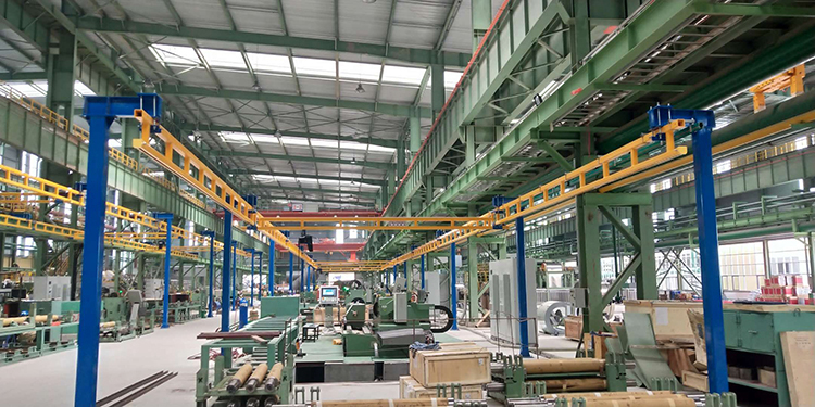 輕型組合自立式起重機(jī)實拍